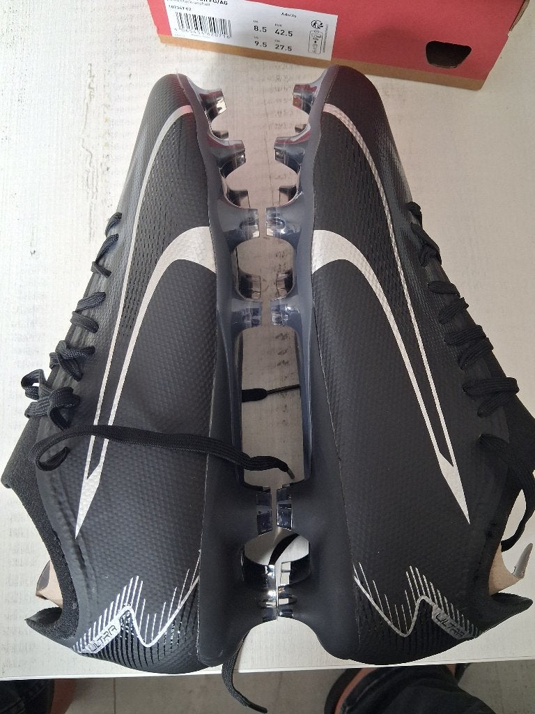 Voetbalschoenen, Maat XS of kleiner, Schoenen, Nieuw, Ophalen of Verzenden
