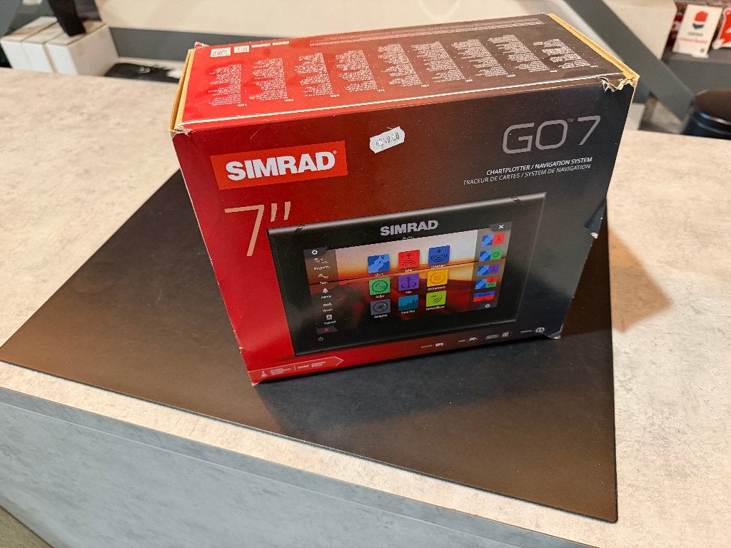 Simrad GO7 Navigatiescherm | beschadigd | nieuw uit doos!, Info@bomert.nl, Bomert Watersport B.V., Ophalen, Beulakerweg 153