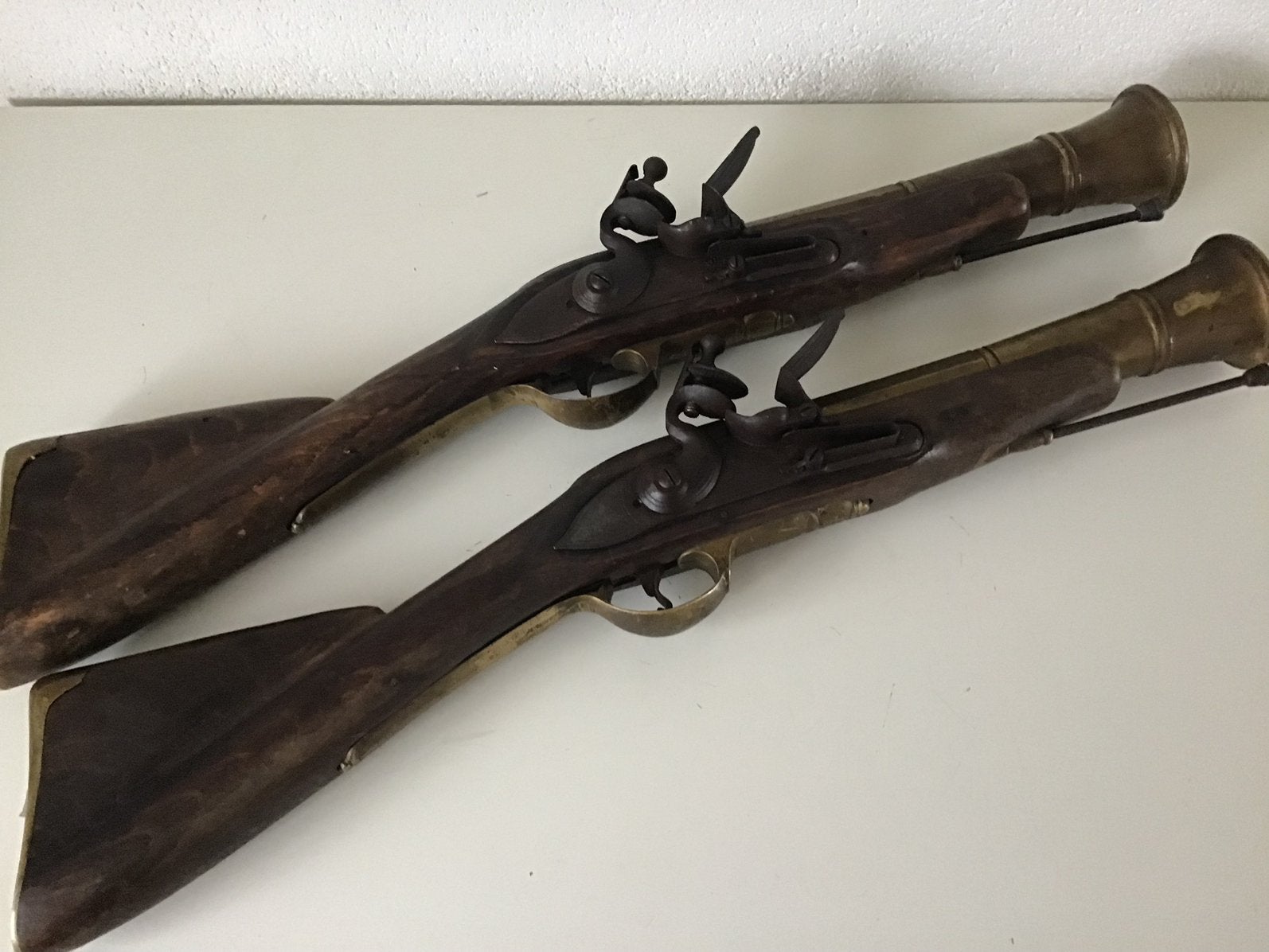 2 Antieke vuursteen pistolen donderbussen, Verzamelen, Ophalen, Landmacht, Overige gebieden, Overige typen