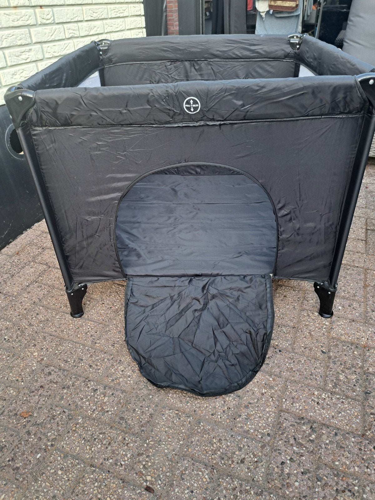 Campingbedje, Ophalen, Ledikant