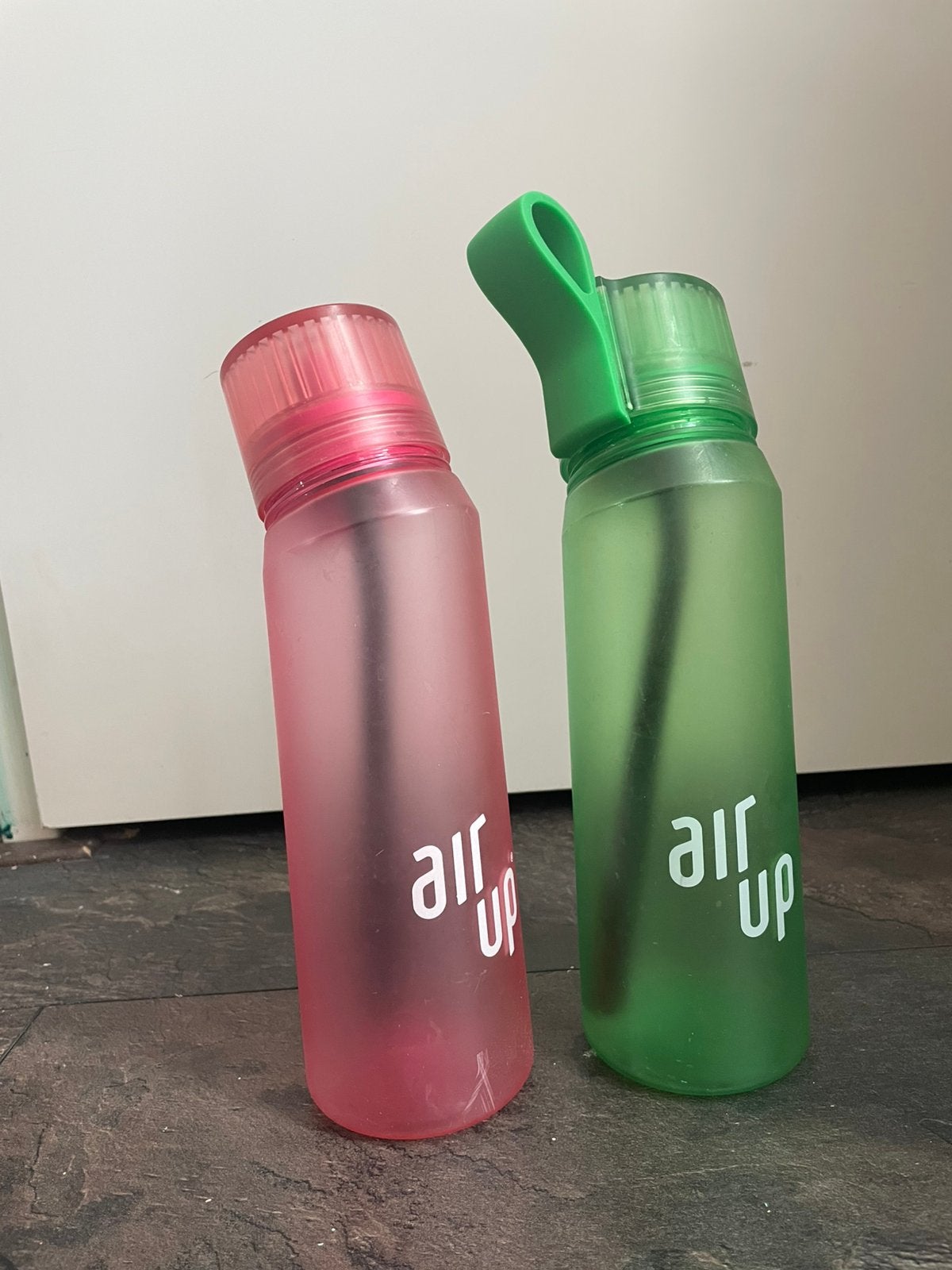 2 air up flessen groen en roze!, Ophalen, Gebruikt