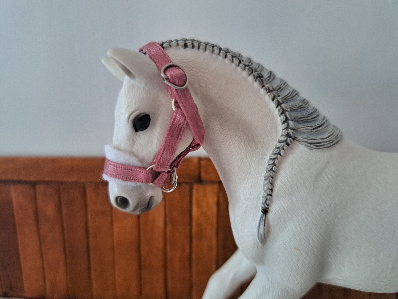 schleich halster oud roze, Verzamelen, Ophalen of Verzenden, Zo goed als nieuw, Paard, Beeldje of Figuurtje