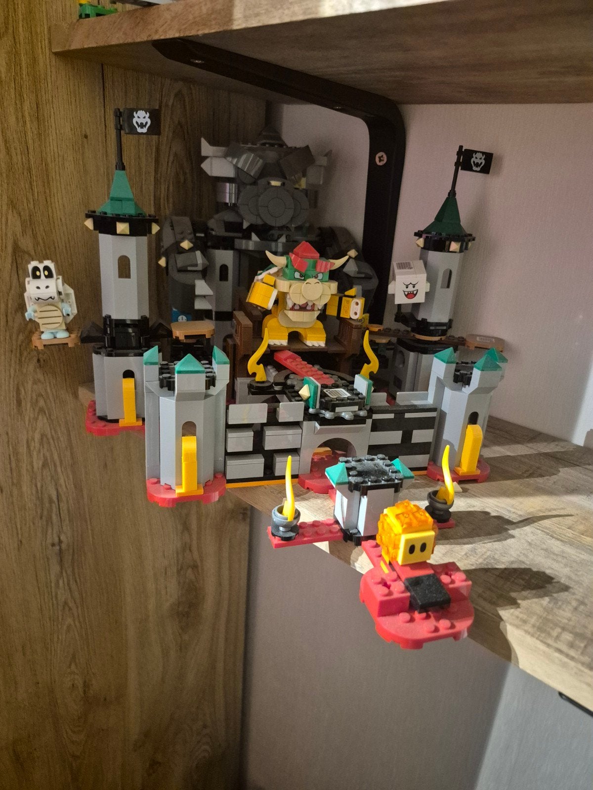 LEGO Super Mario Bowser's Kasteel Baasgevecht Uitbreidingset, Overige thema's, Lego, Ophalen of Verzenden, Zo goed als nieuw