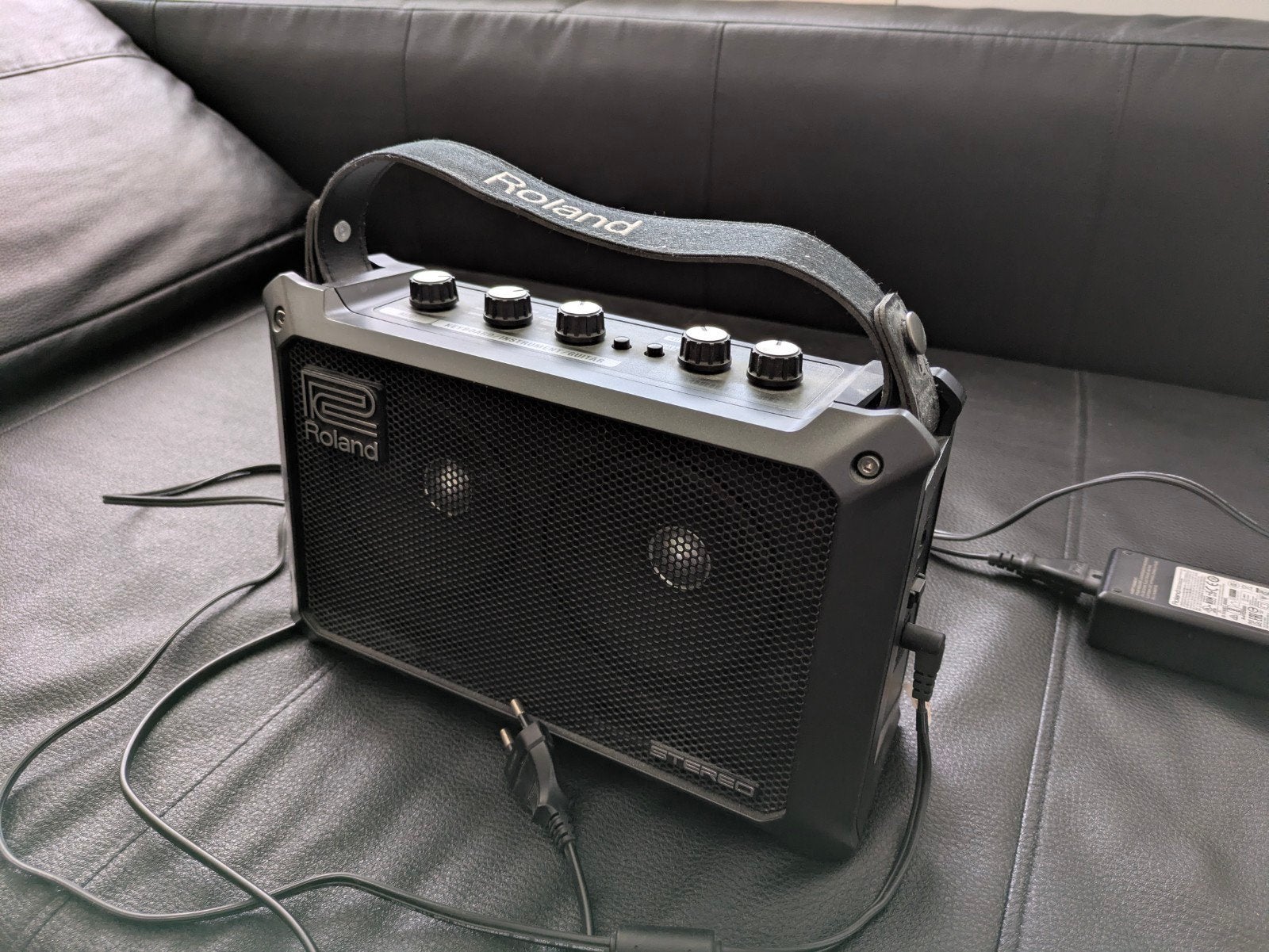 Roland Mobile Cube versterker, Muziek en Instrumenten, Ophalen, Zo goed als nieuw, Minder dan 50 watt