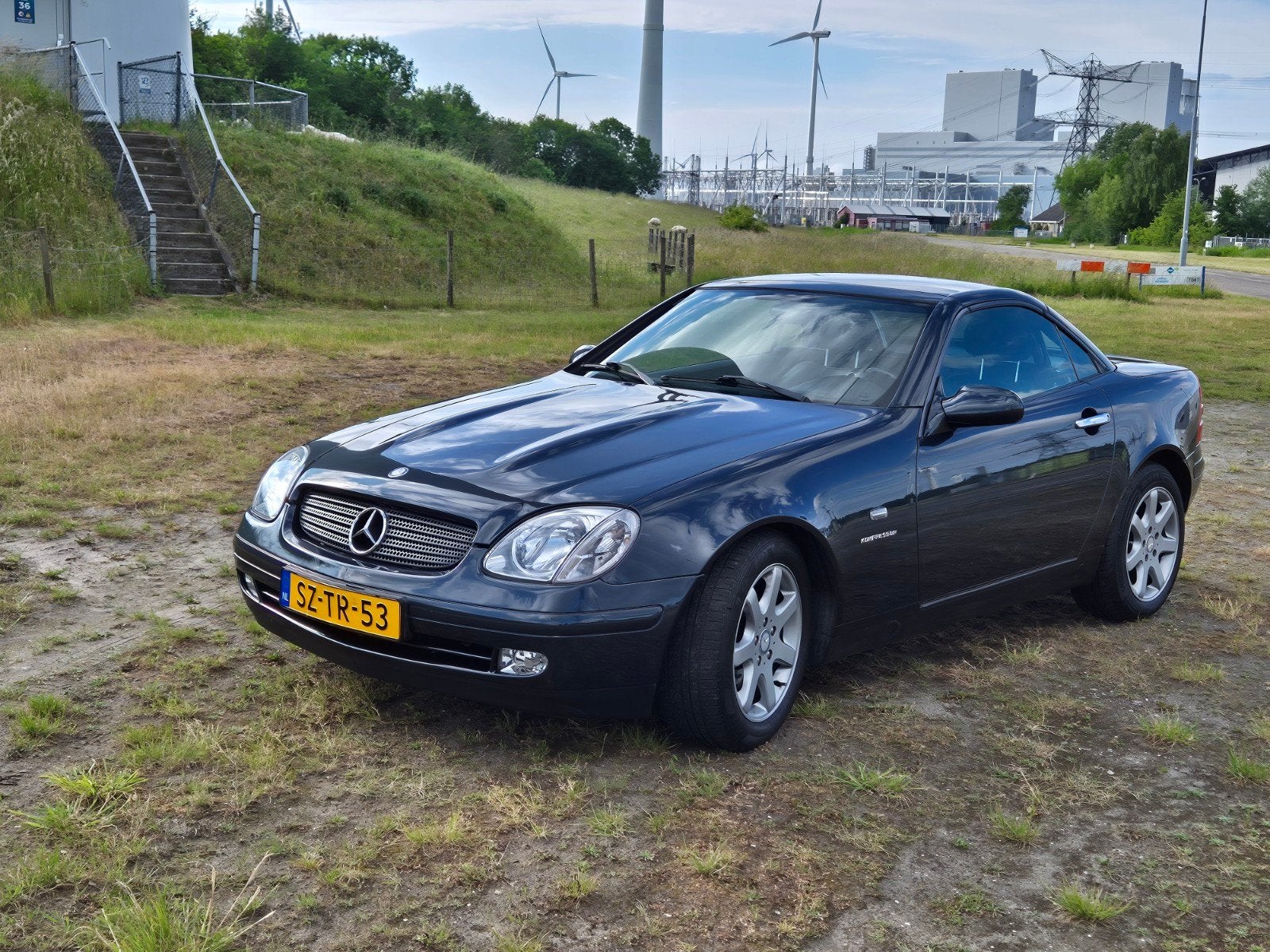 Mercedes-Benz SLK 2.3 Slk230 Kompr Roadster AUT 1998 Zwart, Auto's, Automaat, Achterwielaandrijving, Zwart, 4 cilinders