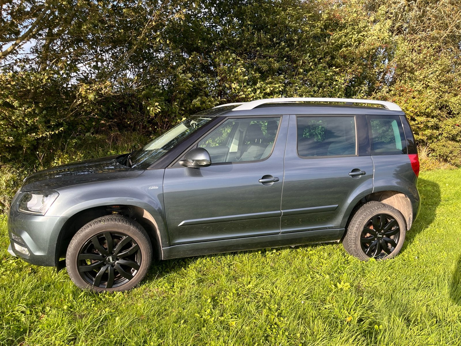 Skoda Yeti 1.4 TSI 150pk 4x4 Dsg-6 2015, 1800kg trekgewicht, Auto's, Automaat, Stof, 1800 kg, Zwart