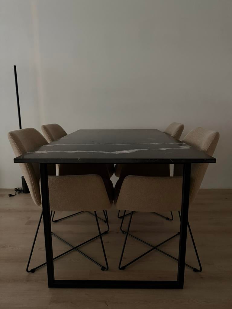 AIME TÉ | Marmeren Eettafel Rechthoek Nero Marquina (Zwart), Ophalen, Zo goed als nieuw