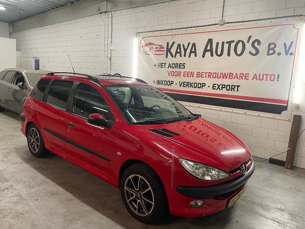 Peugeot 206 1.4 SW XS 2004 NIEUWE APK, Voorwielaandrijving, Elektrische ramen, 4 cilinders, Origineel Nederlands