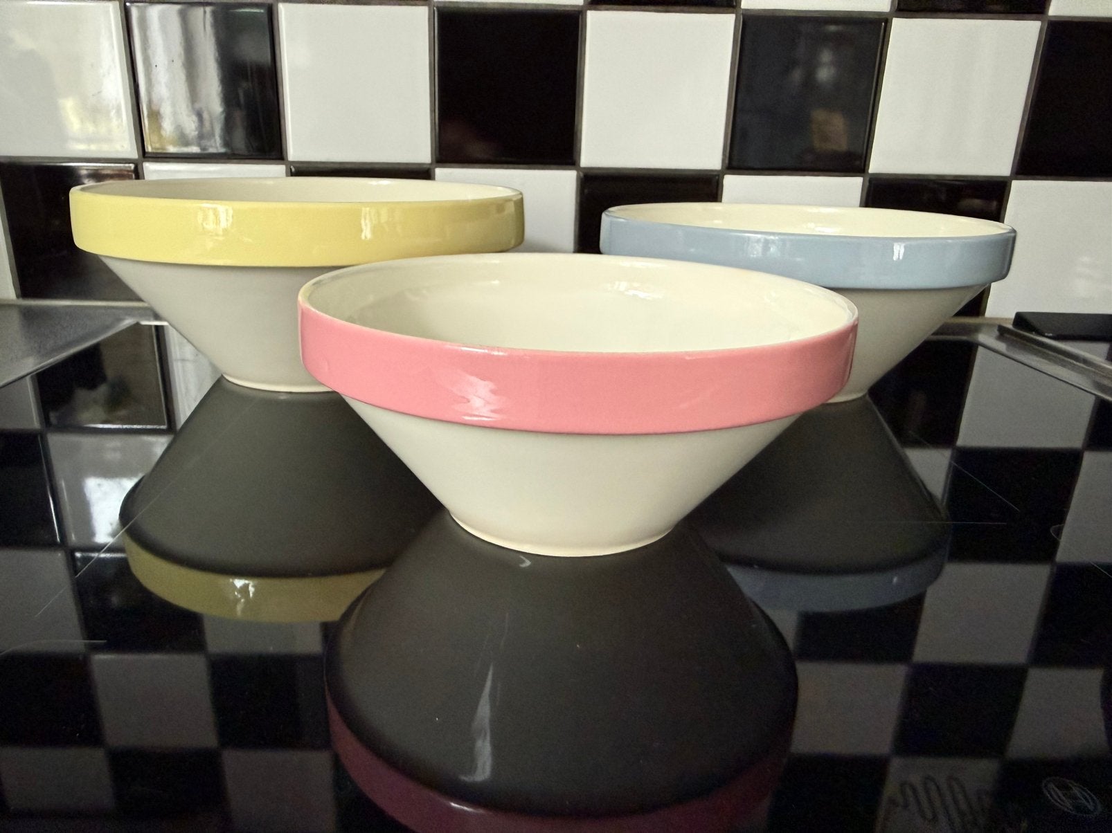Set van 3 pastel nestschalen Regout, de Sphinx Maastricht, Ophalen of Verzenden