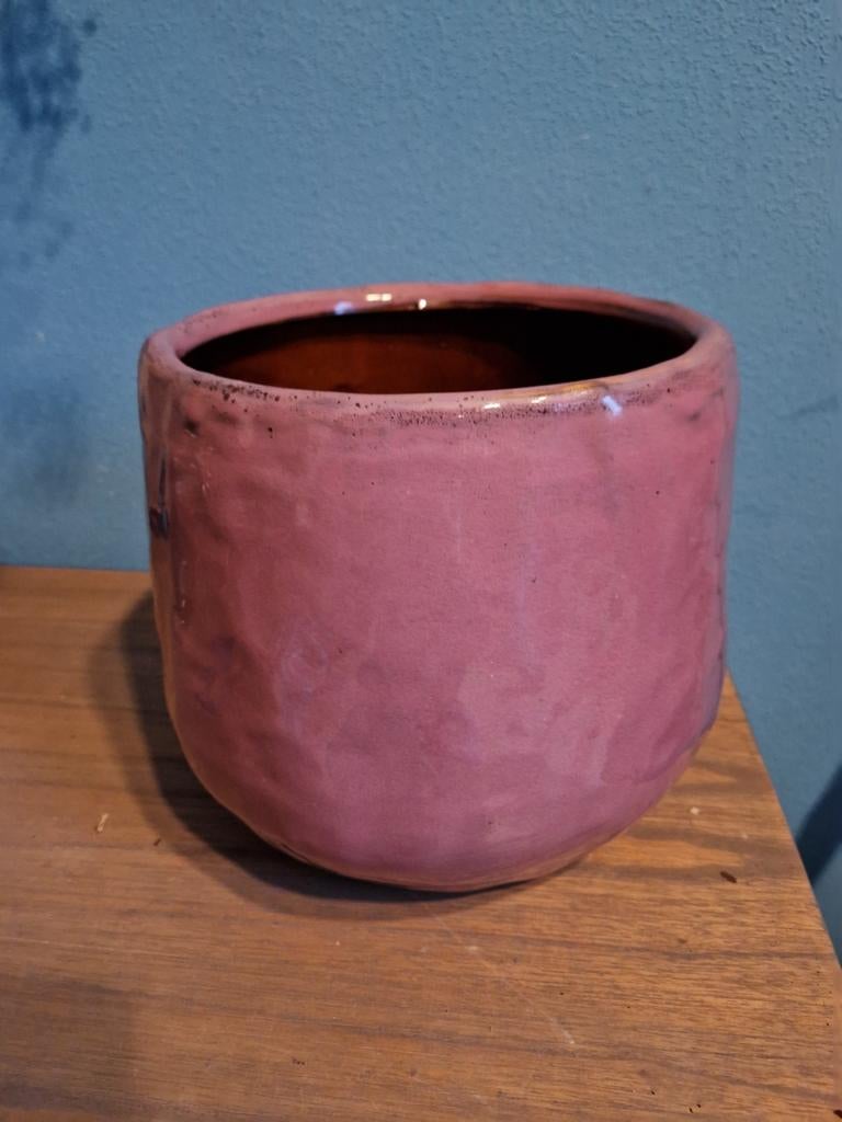 Roze bloempot geglazuurd, Rond, Ophalen of Verzenden, Zo goed als nieuw, Aardewerk