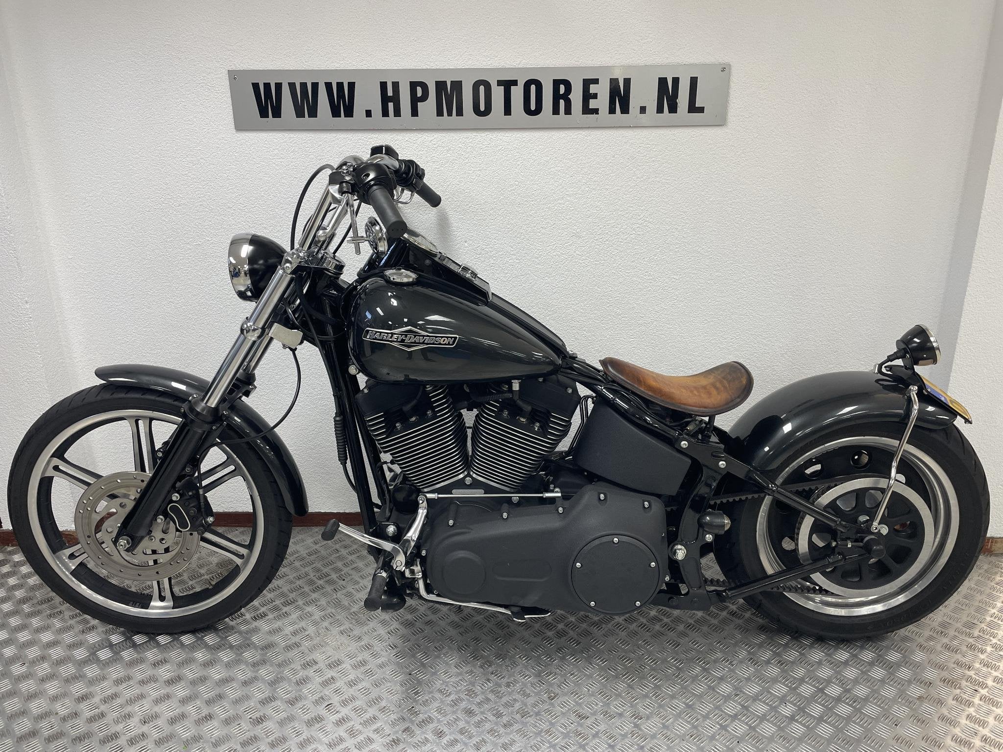 Harley Davidson FXSTB NIGHT TRAIN NIGHTTRAIN SOFTAIL BOBBER, Motoren, Laan van Vredenoord 33
2289 DA  Rijswijk, NL, H-DCUSTOMERSERVICE@Harley-Davidson.com