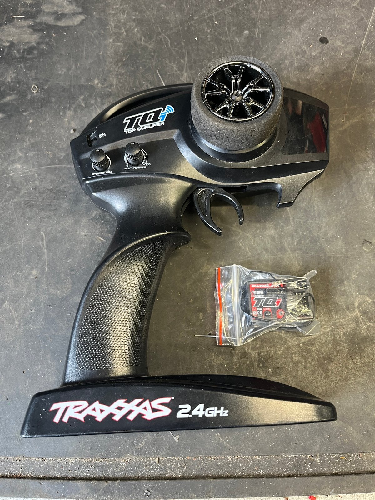 Traxxas TQI 2.4ghz zender en TSM ontvanger, Ophalen of Verzenden, Zo goed als nieuw, Overige schalen, Onderdeel