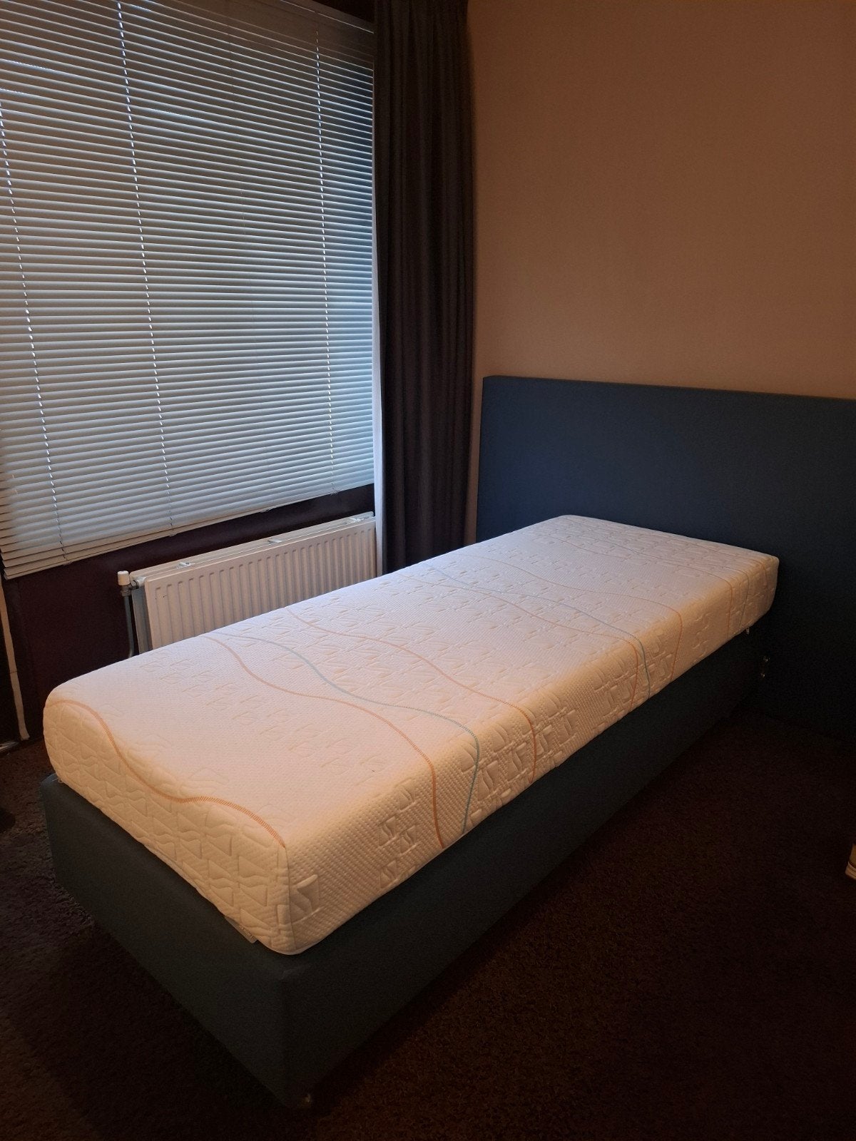 te koop: boxspring met M-line, Ophalen, Eenpersoons, 90 cm