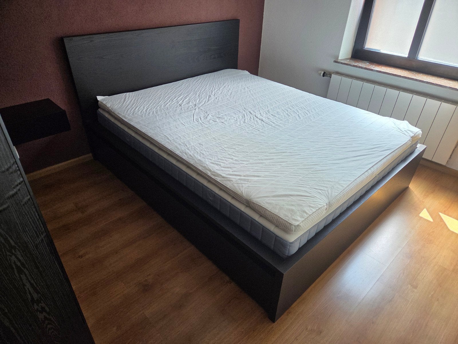 IKEA MALM Bed met 4 opberglades incl. toebehoren, Huis en Inrichting, Slaapkamer | Bedden, Ophalen, Modern, Strak, Zwart, Tweepersoons