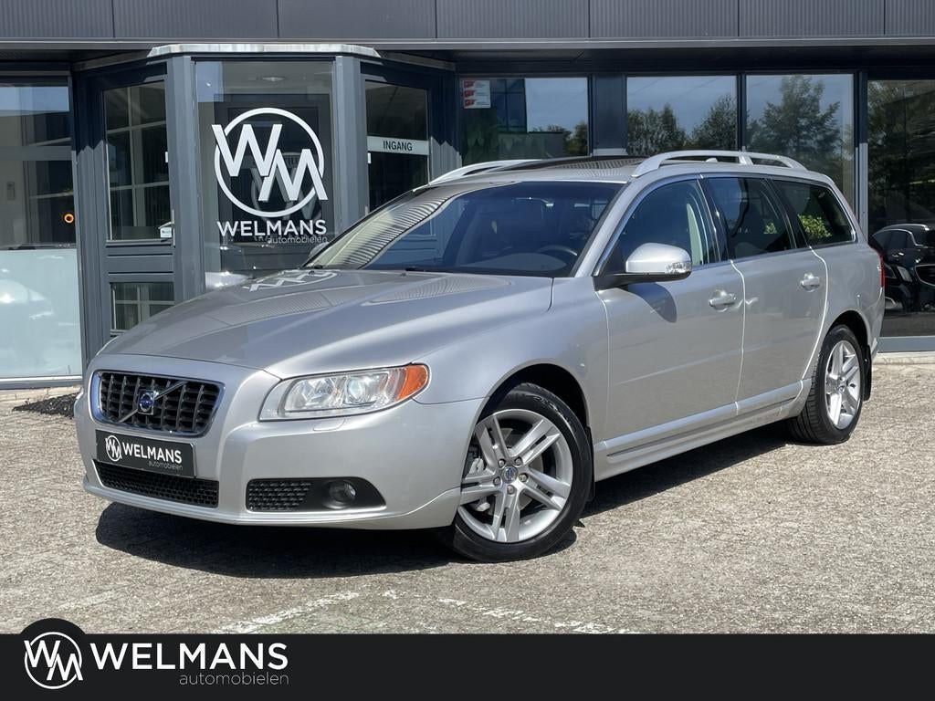 Volvo V70 2.5T Summum Youngtimer | Schuifdak | Trekhaak | Or, Auto's, Zwart, 2521 cc, Open dak, 93 €/maand
