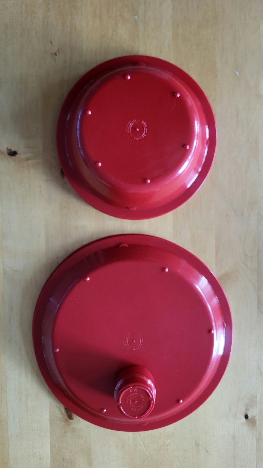 Kampeerservies: borden en eierdopjes (rood), Kunststof, Gebruikt, Ophalen of Verzenden, Overige stijlen