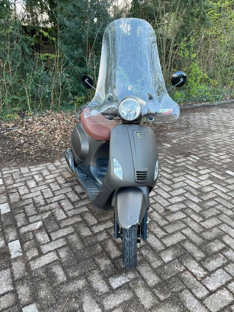 Btc riva blauwe plaat. LOOPT!!!, Ophalen, Zo goed als nieuw, Benzine, Overige merken