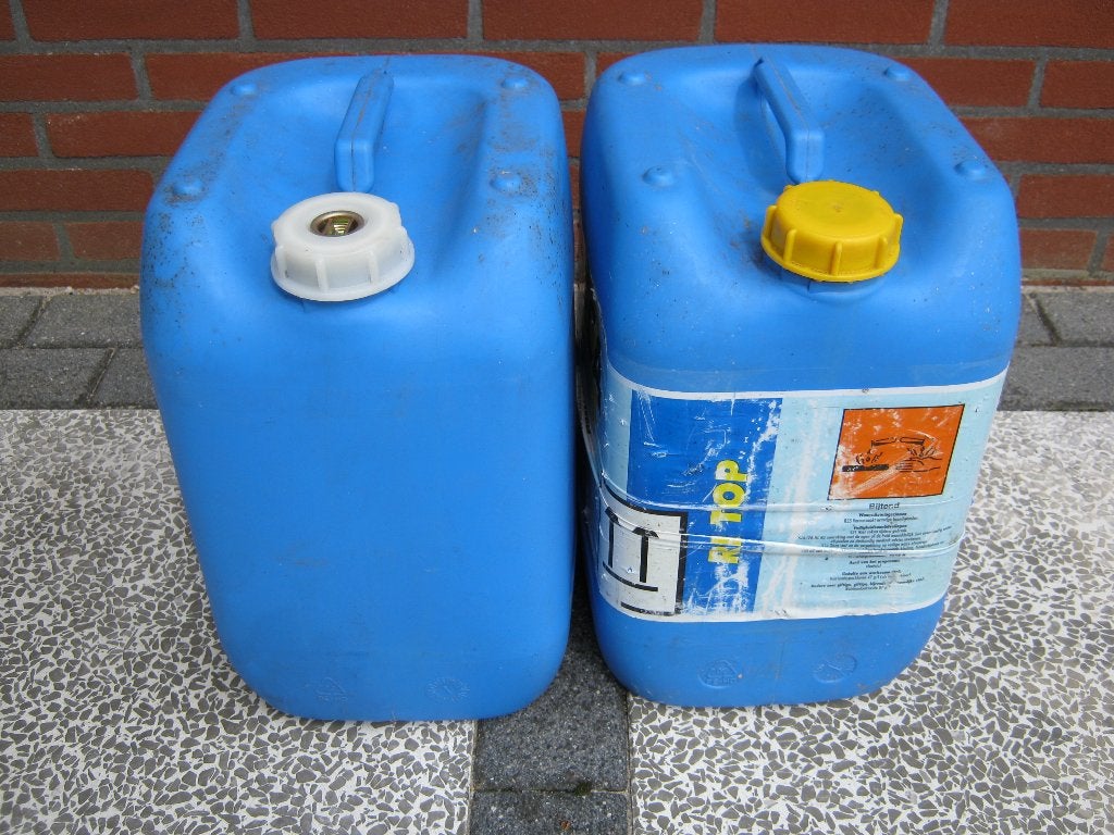 jerrycan, Minder dan 75 liter, Ophalen, Gebruikt, Kunststof