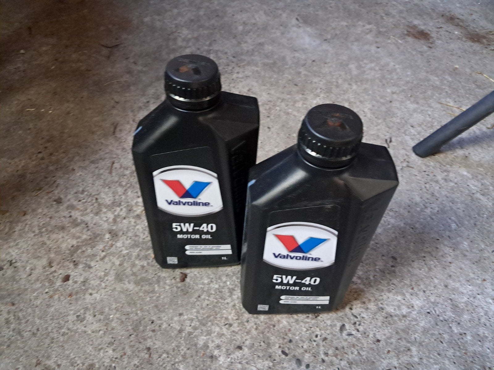 2 flessen Valvoline 5W-40 motorolie, 1 liter, nieuw, Ophalen of Verzenden, Nieuw