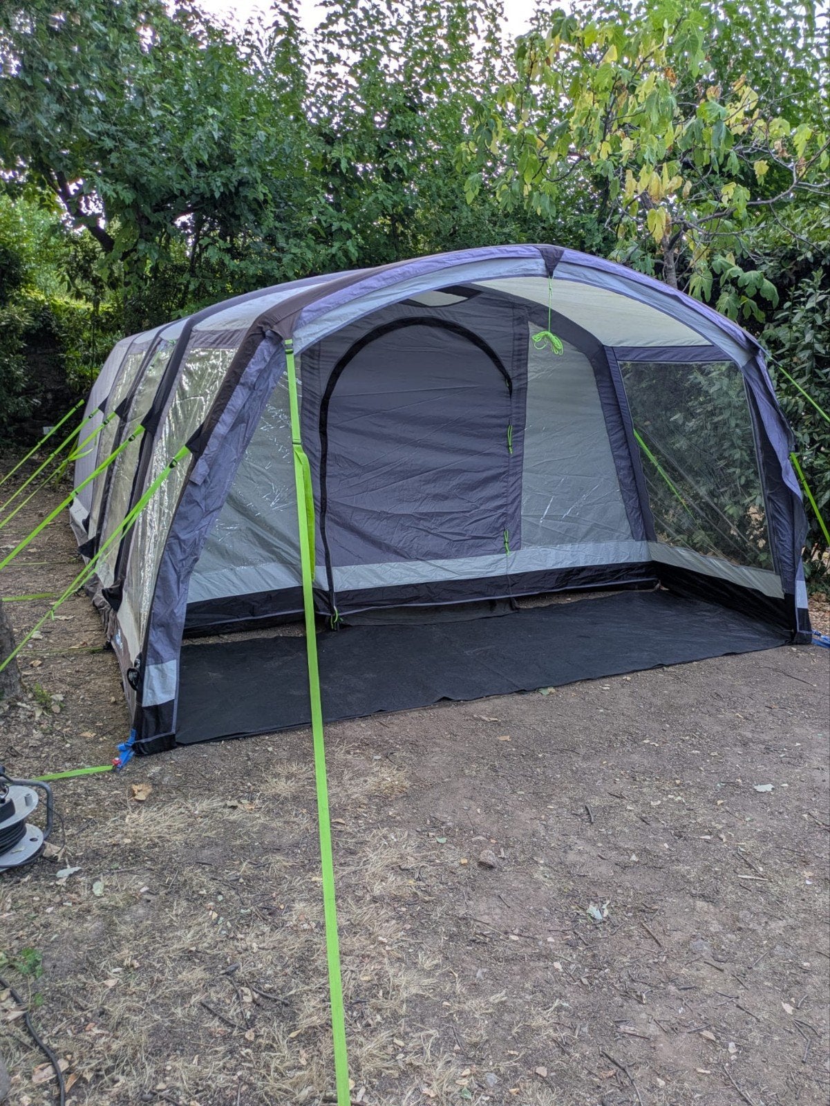 Zes persoonstent, kampa Hayling 6 air, Caravans en Kamperen, Tenten, Ophalen, Gebruikt, Tot en met 6