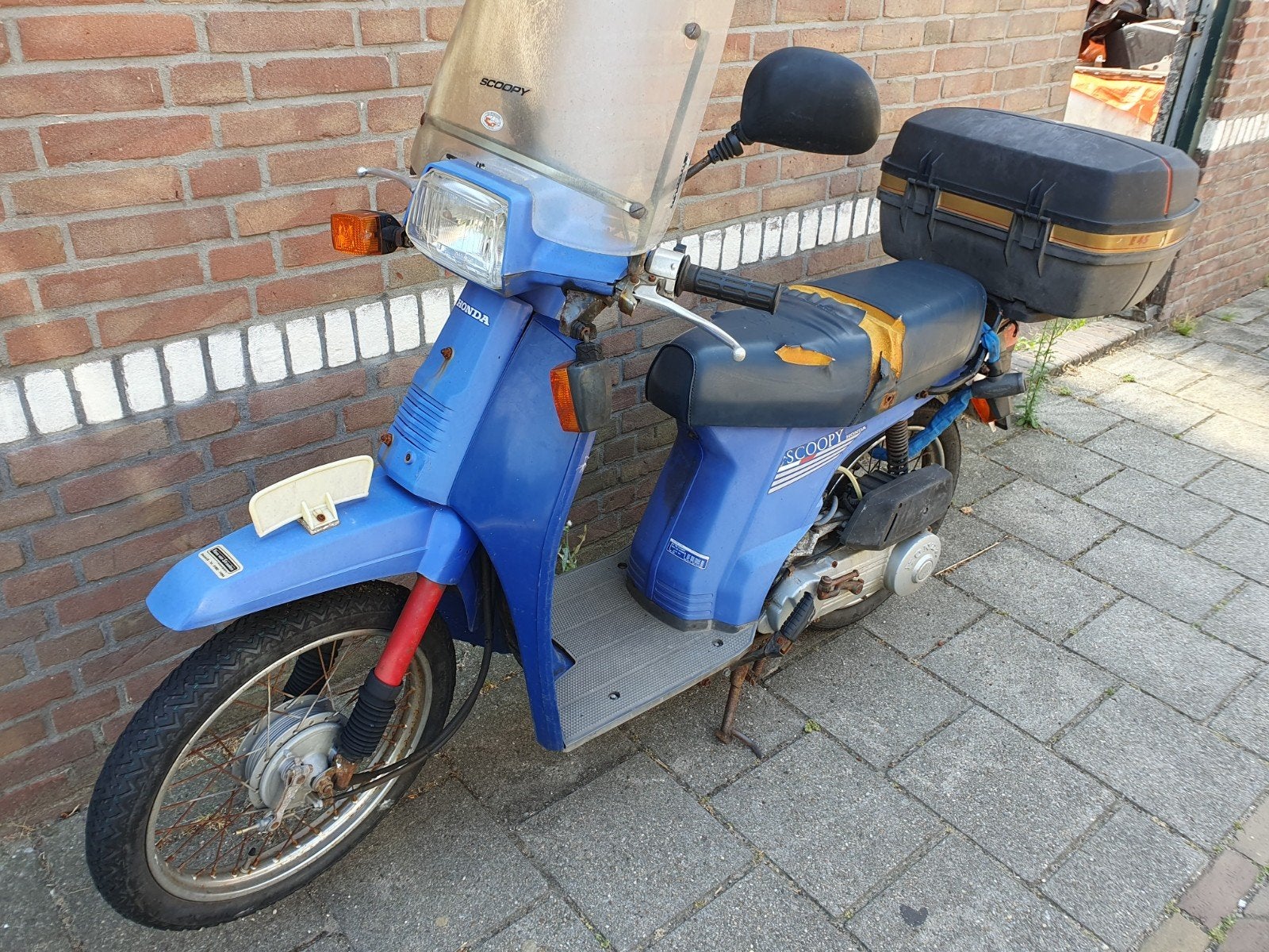Honda Sh50 scoopy, Fietsen en Brommers, Brommers | Oldtimers, Overige merken, Maximaal 45 km/u, Ophalen