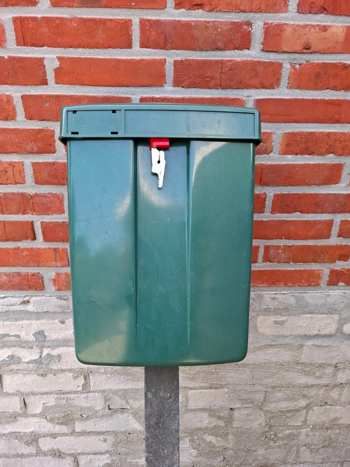 brievenbus groen z.g.a.n, Tuin en Terras, Ophalen, Zo goed als nieuw, Kunststof, Staande brievenbus