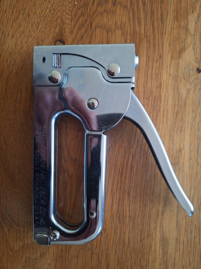 Arrow JT-21M Nietpistool / Tacker - Zo goed als nieuw, Ophalen of Verzenden, Nieuw