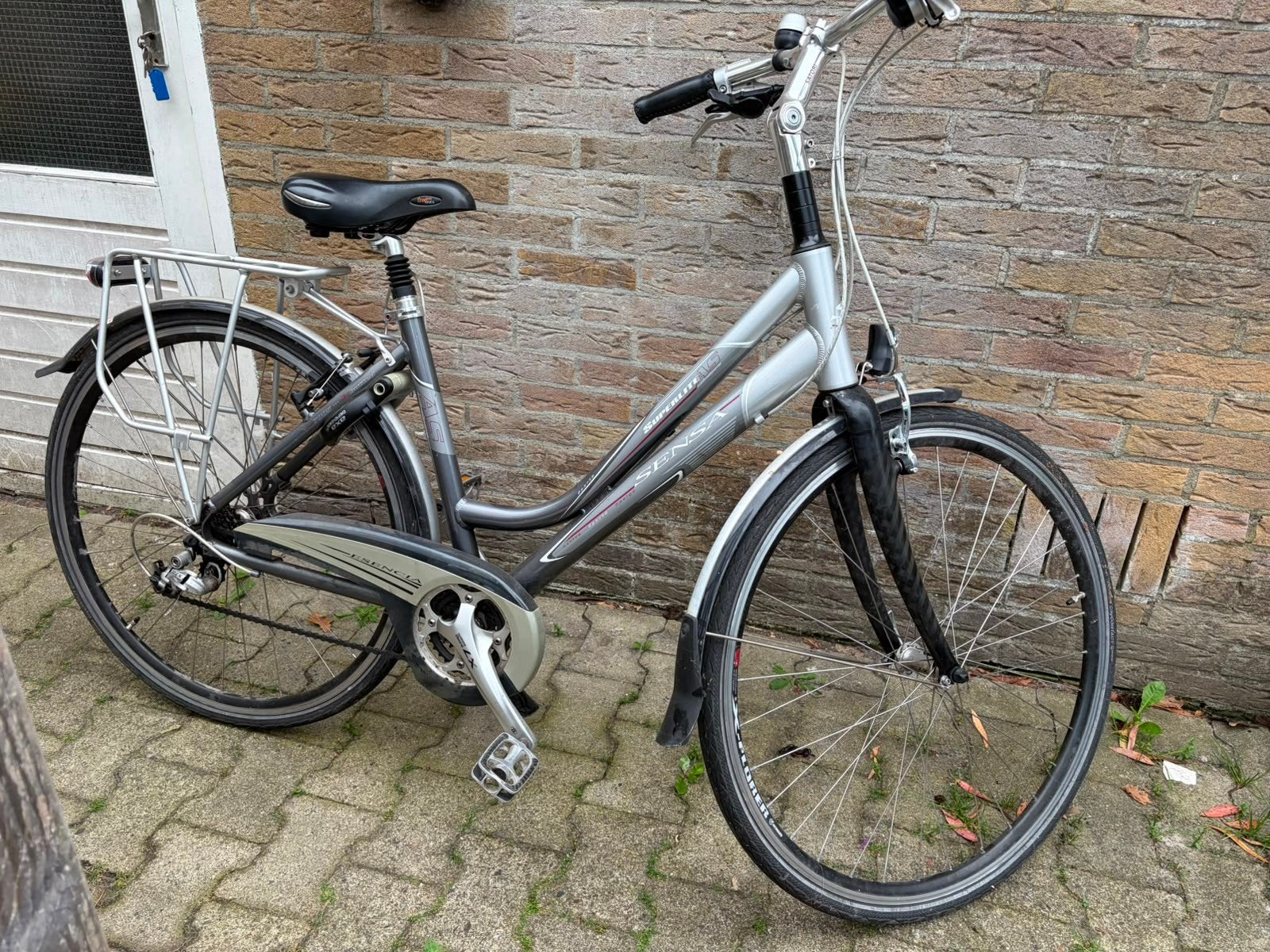 Damesfiets Sensa met versnellingen en bagagedrager, Overige merken, Velgrem, Versnellingen, Ophalen of Verzenden