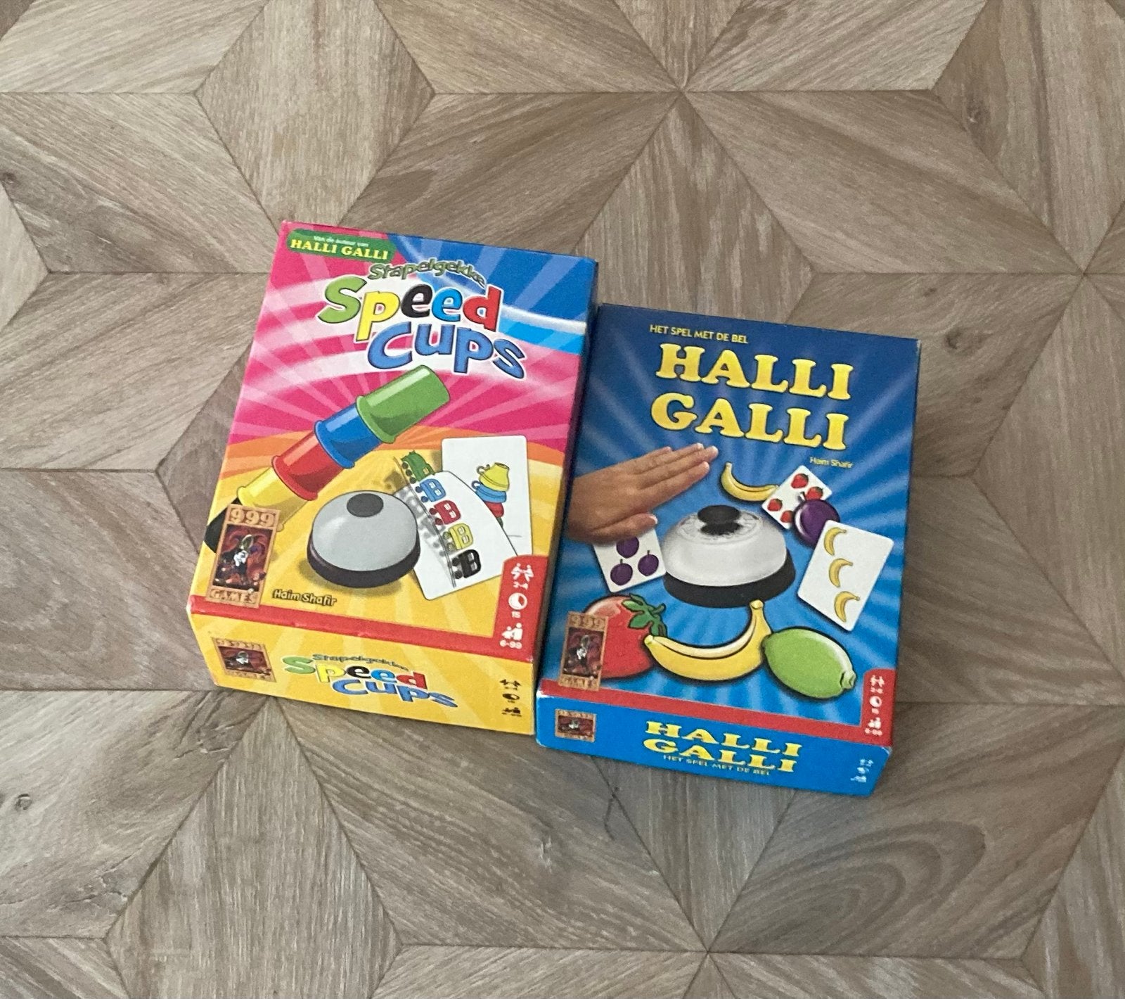 Halli Galli & Speed Cups - Twee leuke familiespellen, Een of twee spelers, Ophalen, Zo goed als nieuw
