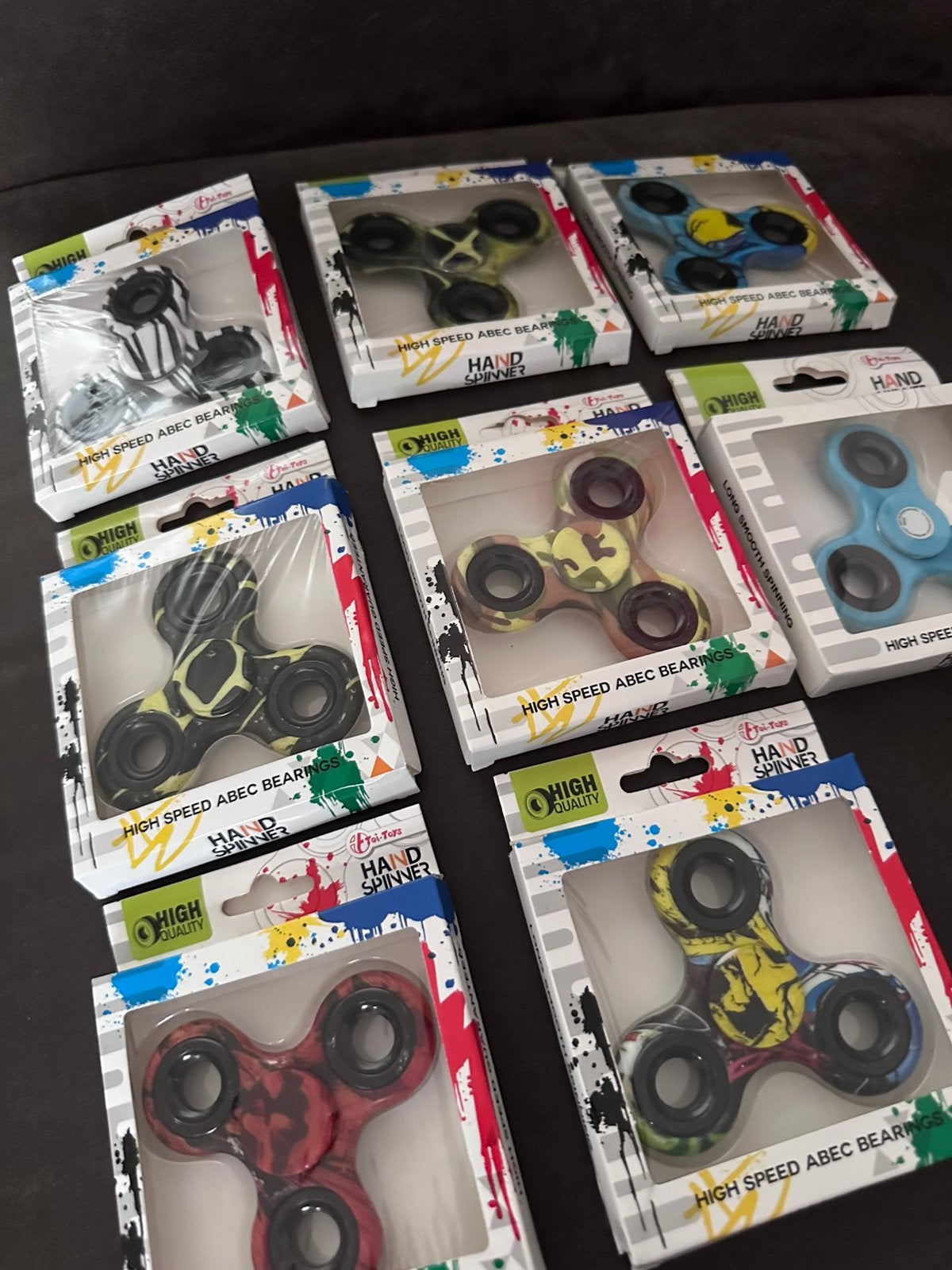 8 fidget spinners, Ophalen, Zo goed als nieuw