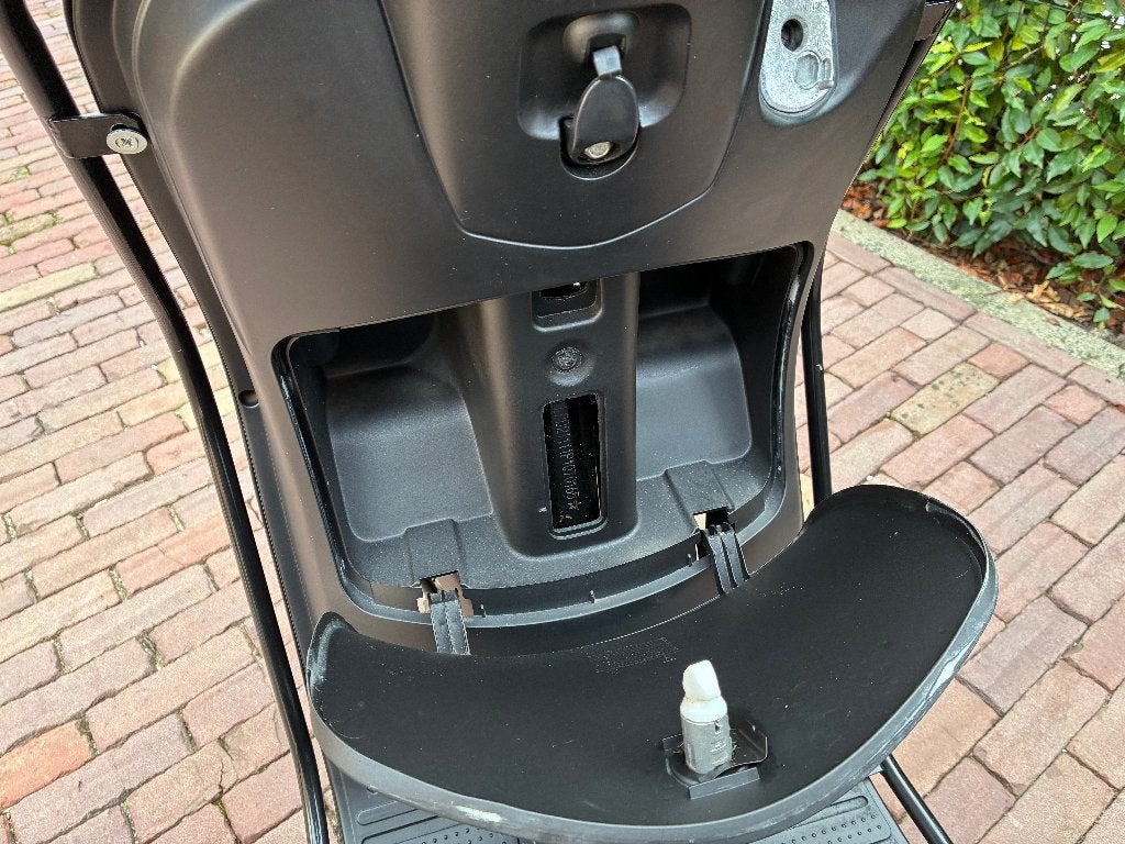 Foto 10 van Scooter 45km La souris Sourini R BJ 2023 in goede staat €725