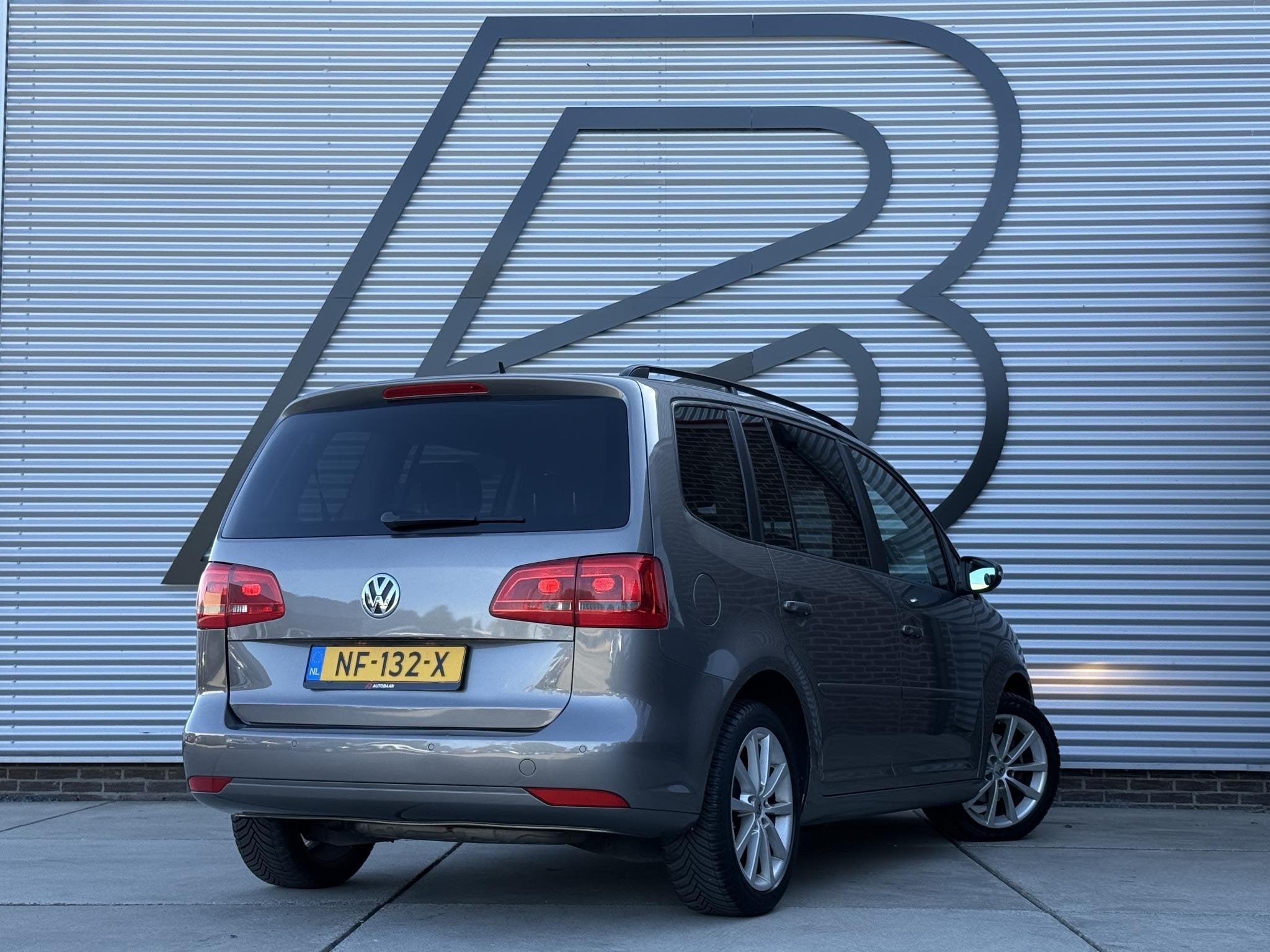 Volkswagen Touran 1.4 TSI Comfortline 7p. Navi|Clima|Cruise|, Euro 5, Gebruikt, 4 cilinders, 7 stoelen