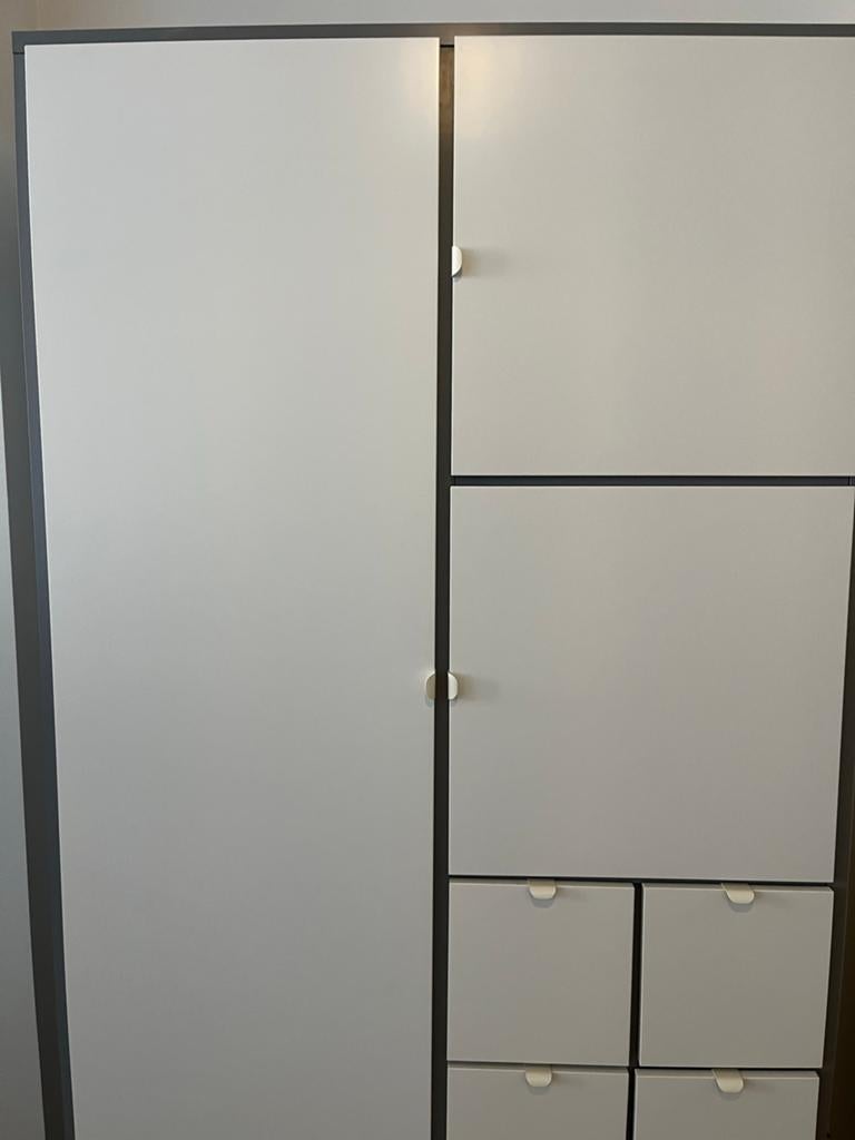 Moderne Ikea kledingkast met lades en planken, Huis en Inrichting, Kasten | Kledingkasten, Ophalen, 100 tot 150 cm, 200 cm of meer