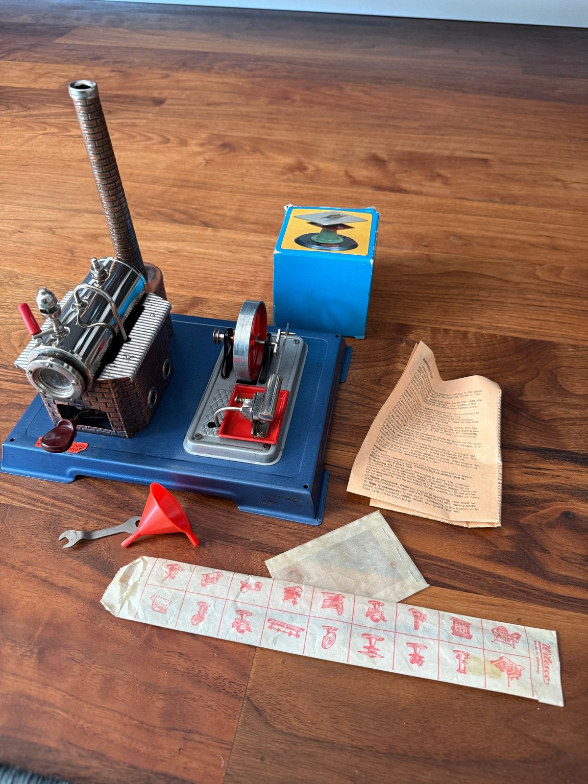 Wilesco D8 Stoommachine - Vintage Model, Ophalen of Verzenden, Zo goed als nieuw, 1:32 tot 1:50