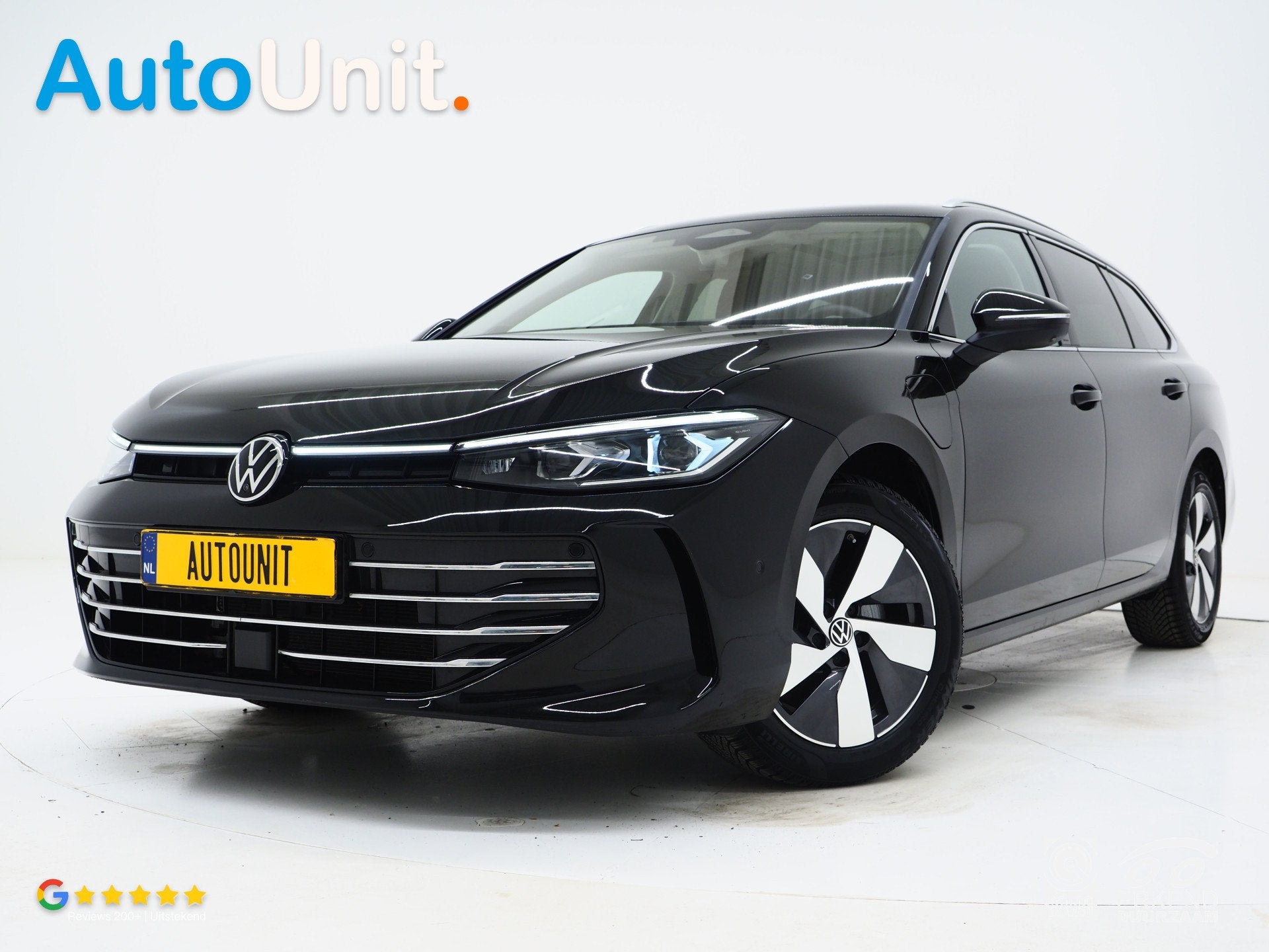 Volkswagen Passat Variant 1.5 eHybrid Elegance | 5 Jaar Gara, 77 km/l, Zwart, 4 cilinders, Zwart