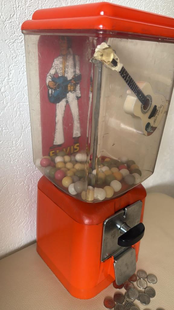 Vintage Kauwgombal Automaat met Elvis Presley thema, Ophalen, Gebruikt