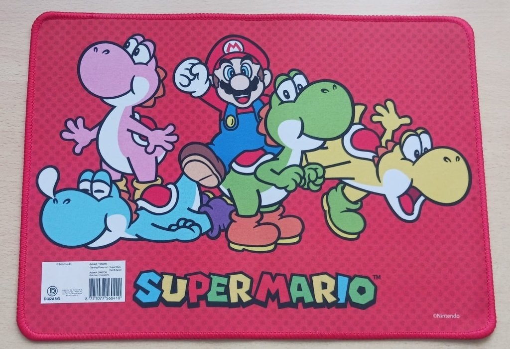 Nintendo Super Mario - Muismat - 25cm x 35 cm - Yoshi, Ophalen of Verzenden, Gaming muismat, Zo goed als nieuw, Super Mario