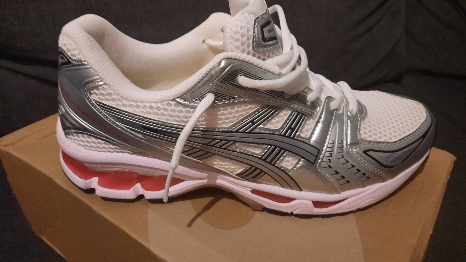 asics, Sport en Fitness, Loopsport en Atletiek, Ophalen of Verzenden, Nieuw, Hardloopschoenen, Asics