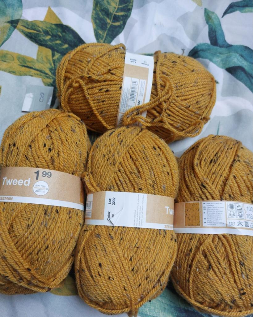 4 bollen wol oker geel (Tweed), Ophalen of Verzenden, Nieuw, Breien of Haken, Wol of Garen