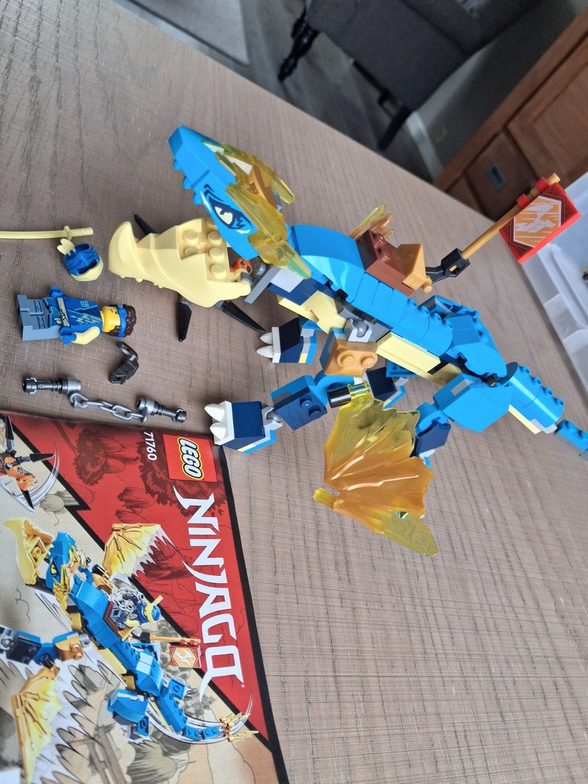 Lego Ninjago Jay's Bliksemdraak 71760 met minifiguren, Compleet, Lego, Ophalen of Verzenden, Zo goed als nieuw
