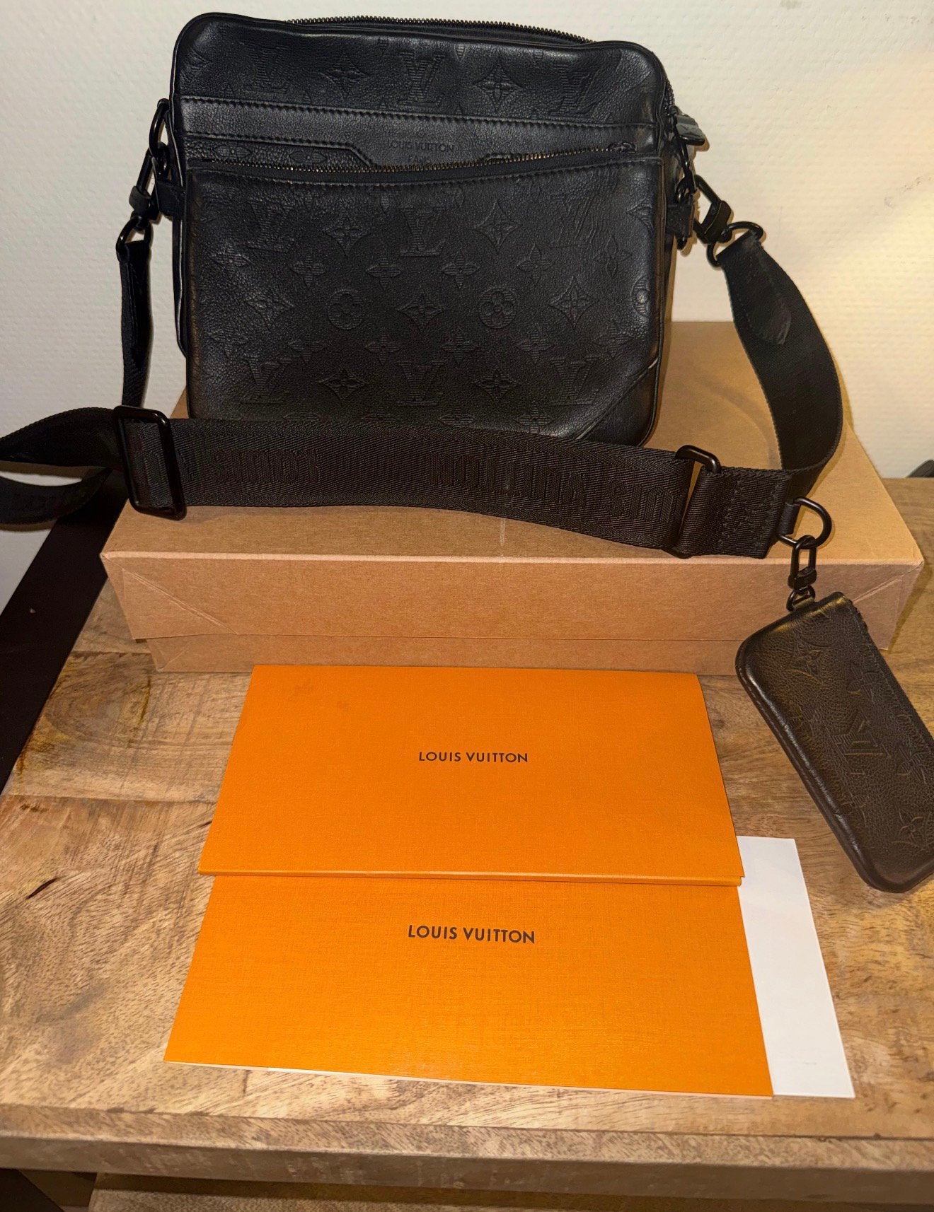 Louis Vuitton Trio messengerbag met factuur, Kleding | Heren, Overige Herenkleding, Nieuw, Ophalen of Verzenden