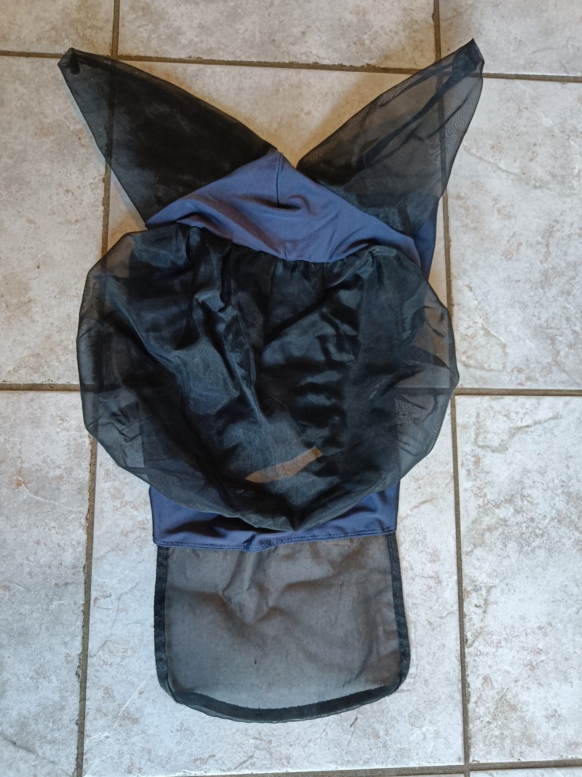 vliegenmasker maat L, Ophalen of Verzenden, Gebruikt