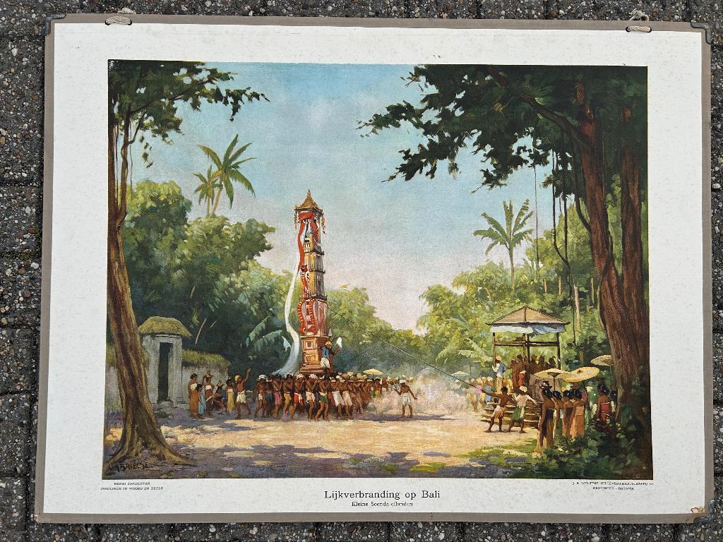 Lijkverbranding op Bali. Kleine Soenda-eilanden, Antiek en Kunst, Antiek | Schoolplaten, Ophalen of Verzenden, Aardrijkskunde
