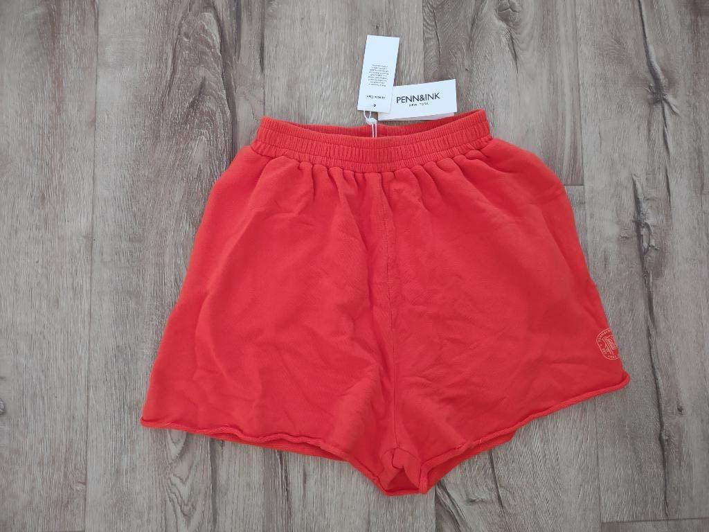 Prachtige nieuwe oranje short van Penn & Ink, maat S. Broek., Onb, Nieuw, Oranje, Ophalen of Verzenden