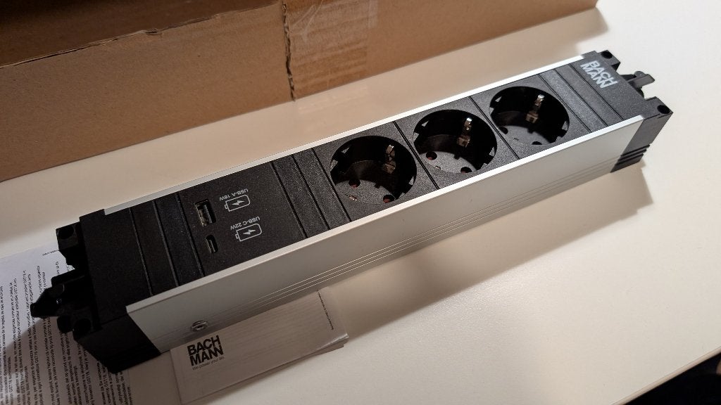 Bachmann Step Alu GST power USB A C stekkerdoos stekkerblok, Ophalen of Verzenden, Zo goed als nieuw, Bachmann, Stekkerdoos