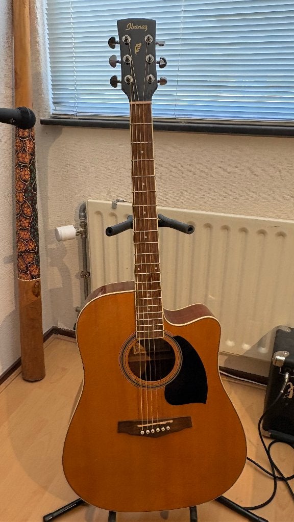 Ibanez semi akoestische gitaar, Muziek en Instrumenten, Ophalen, Zo goed als nieuw, Western- of Steelstringgitaar, Met (piezo-)element