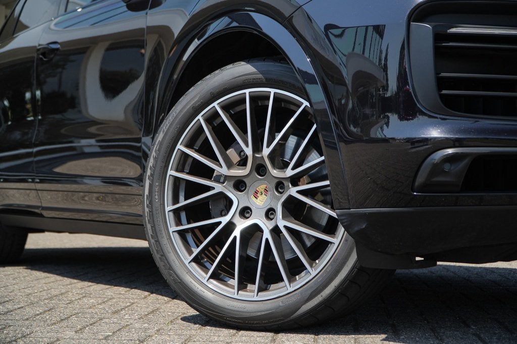 Porsche Cayenne 3.0 E-Hybrid Platinum I Pano I ACC I Luchtve, Auto's, Automaat, Cayenne, 2995 cc, Zwart