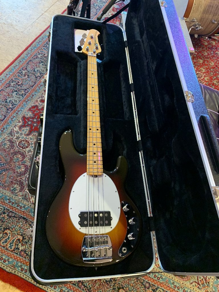 Musicman Stingray ‘Old Smoothie’ vintage Limited - 2016, Ophalen, Zo goed als nieuw, Elektrisch