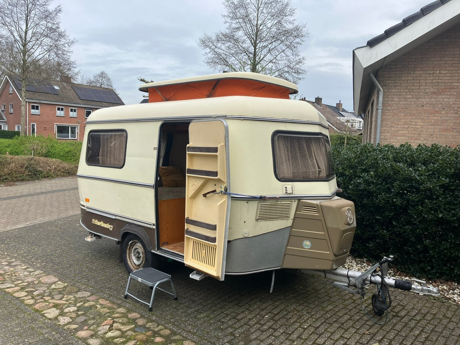 Eriba Pan/familia, Standaardzit, Tot en met 2, Particulier, 500 - 750 kg