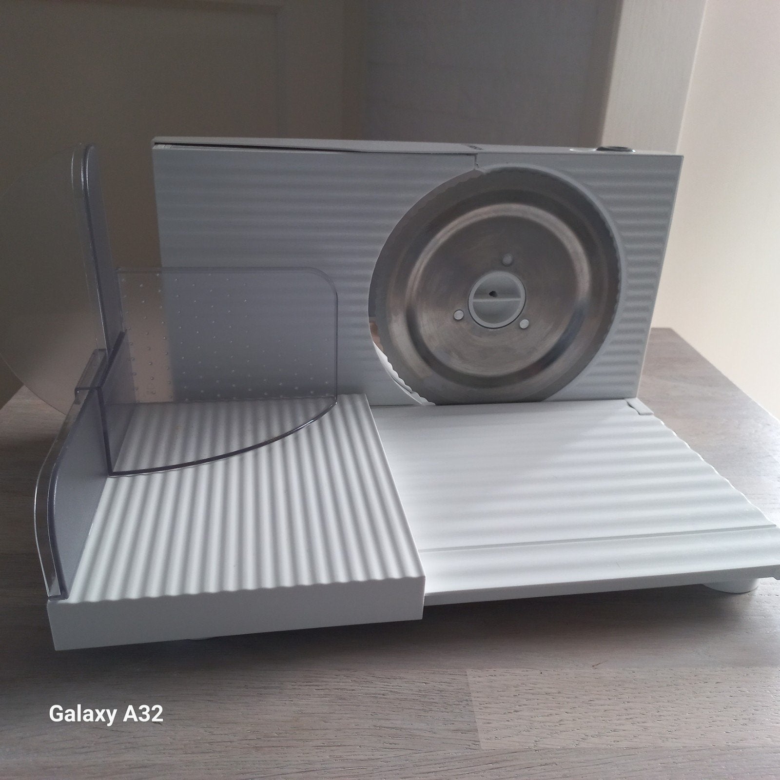 snijmachine elektrische, Ophalen, Kunststof, Zo goed als nieuw, Wit